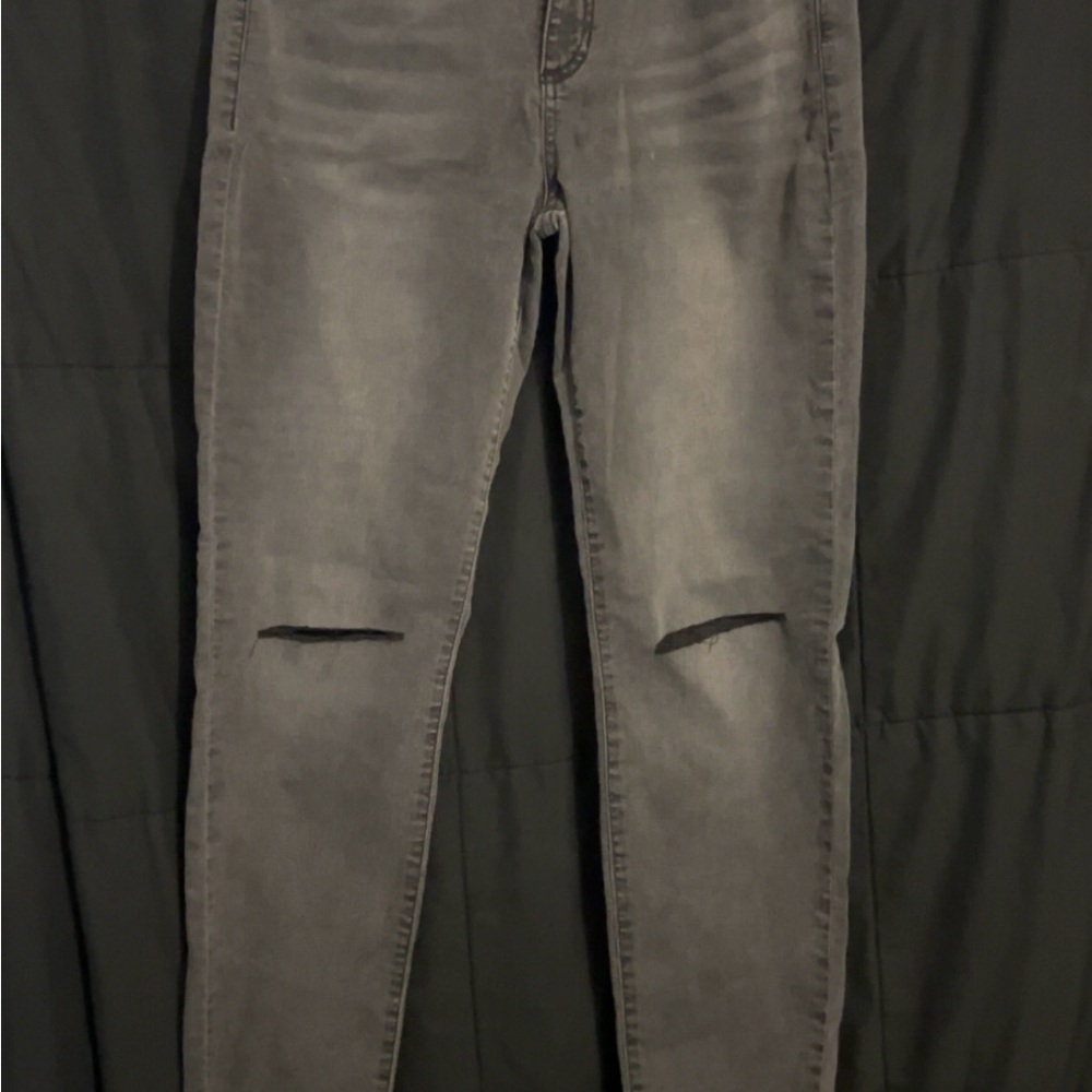 Stylish Gray Distressed Jeans